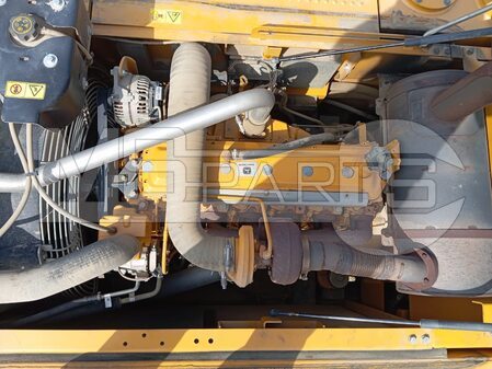 Сервисная инспекция гусеничного экскаватора John Deere E260LC - 2